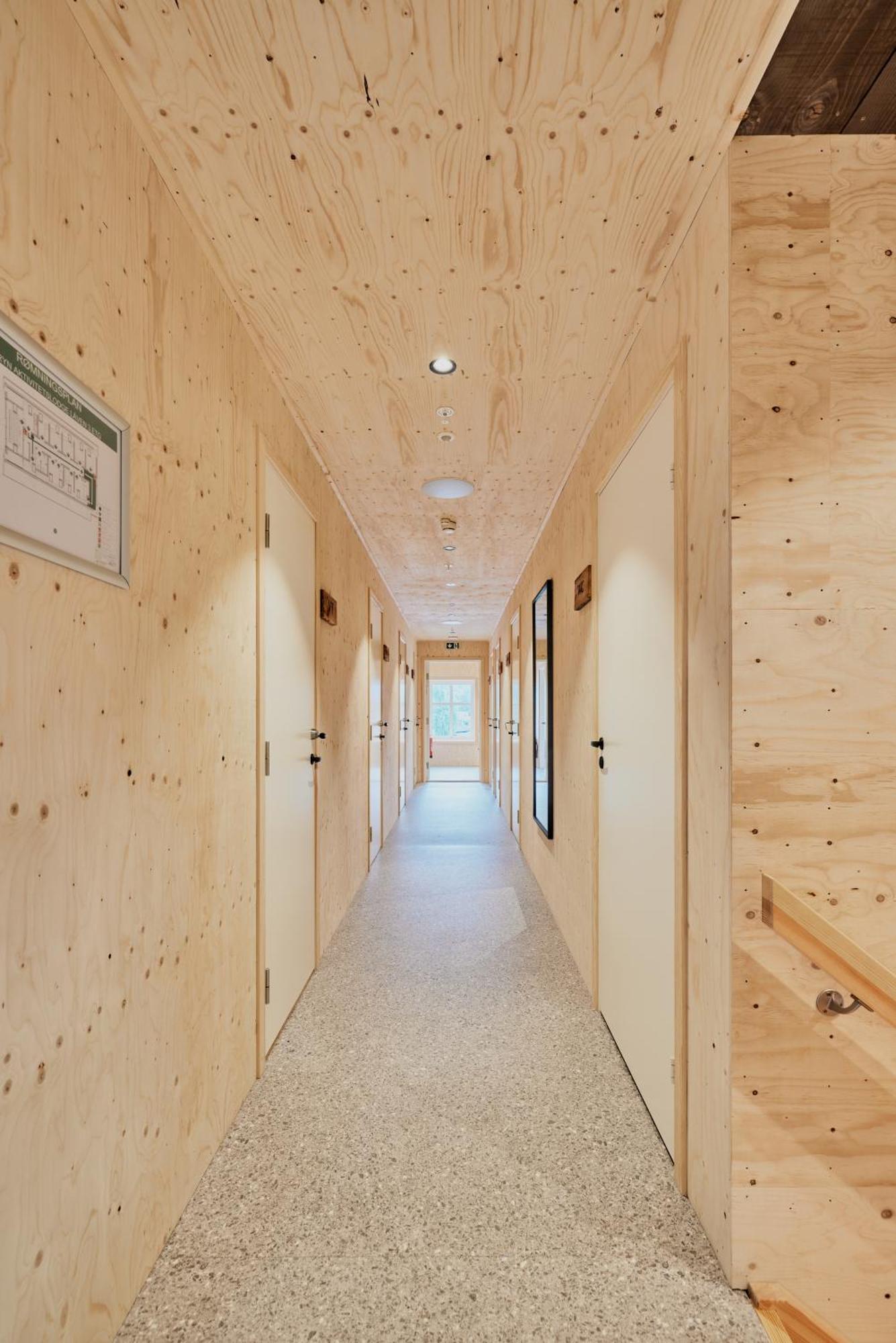 Lodgen ストリン 部屋 写真